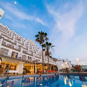 https://cala-nova.in-canary-islands.com